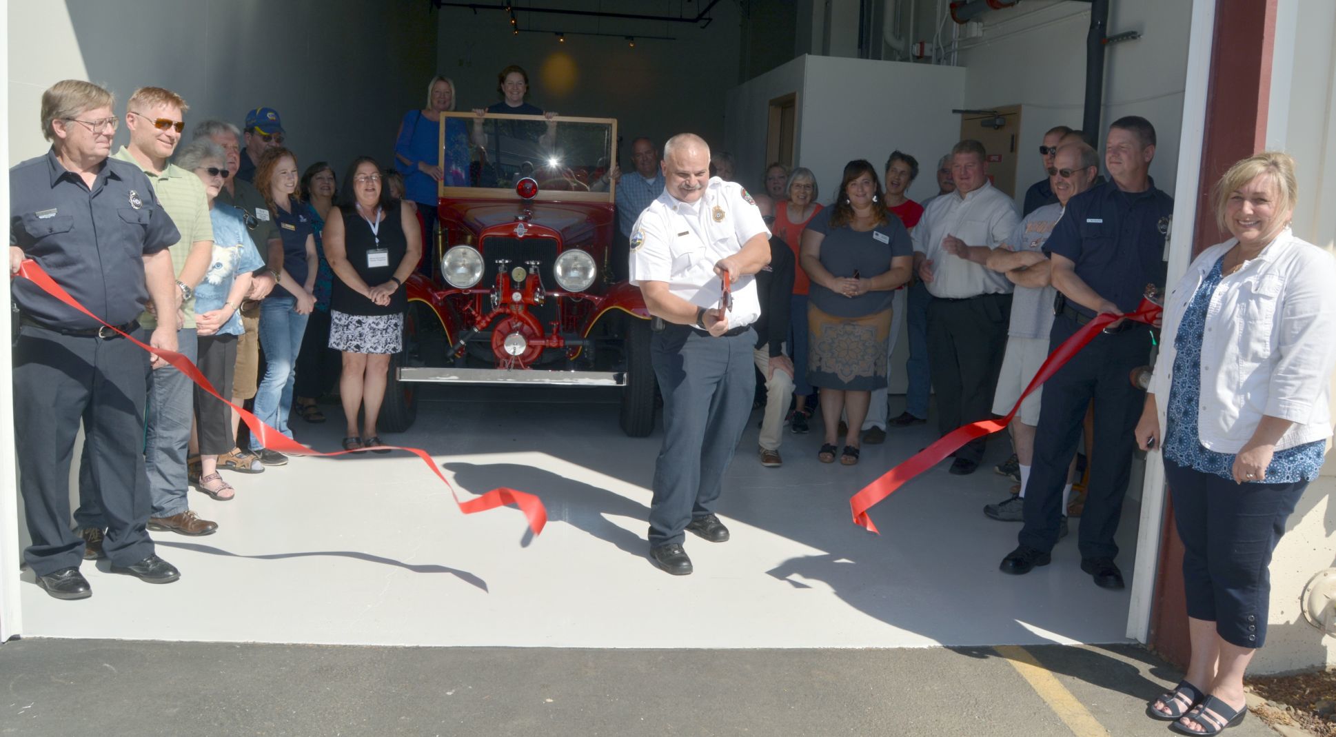 Philomath Fire & Rescue ribbon-cutting